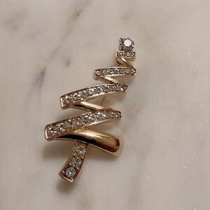 Gold Toned Christmas Tree Brooch